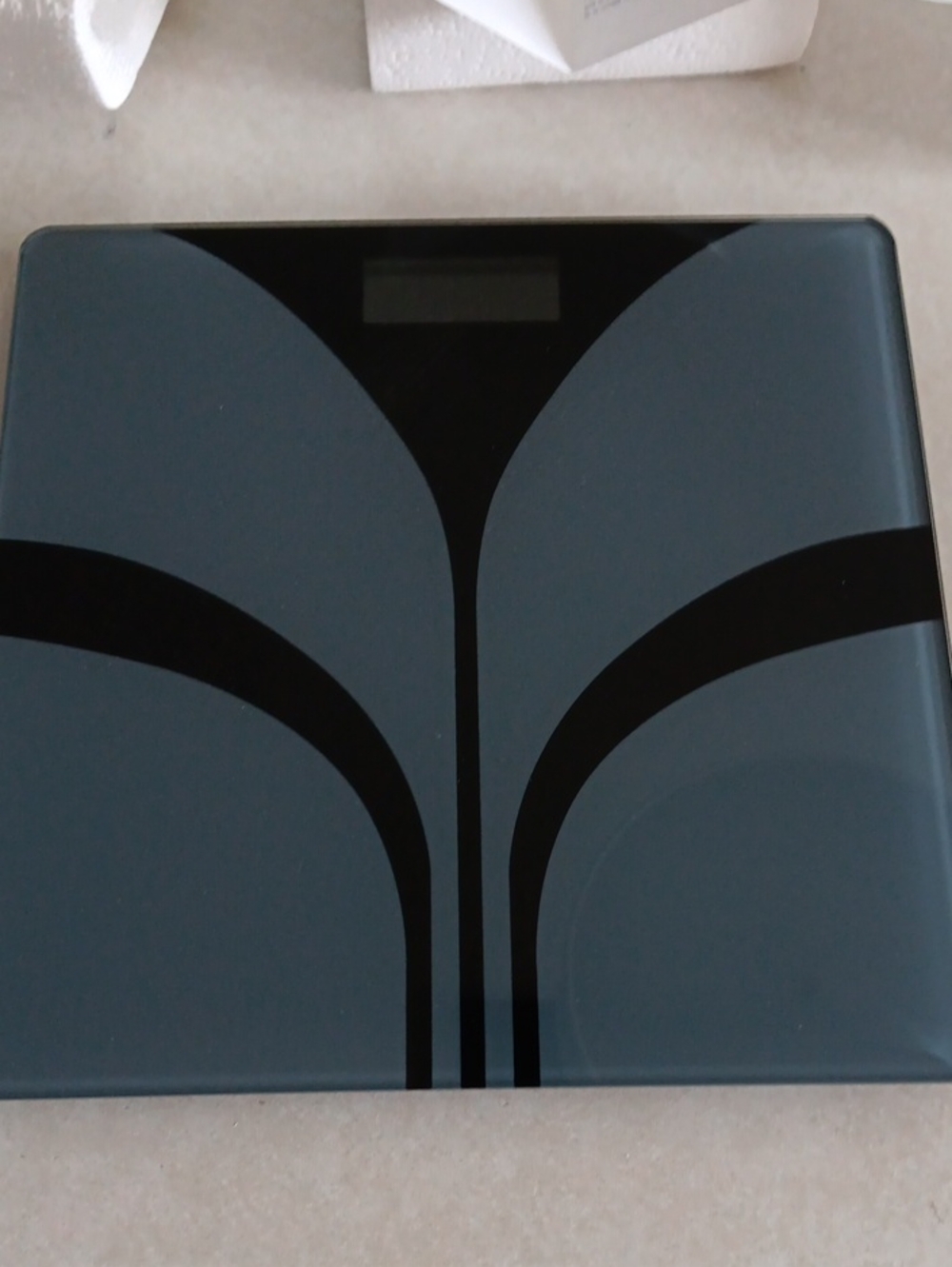 Sleek Black Glass Digital Bathroom Scale with Decorative Pattern
